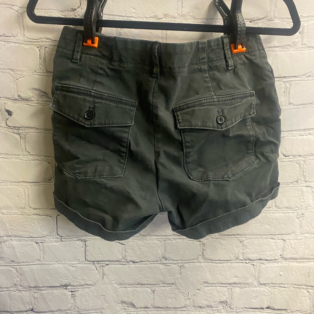 5/$20 Banana Republic Women’s Authentic Chino Blue Black Pocketed Shorts‎ Size 2 - Picture 4 of 9